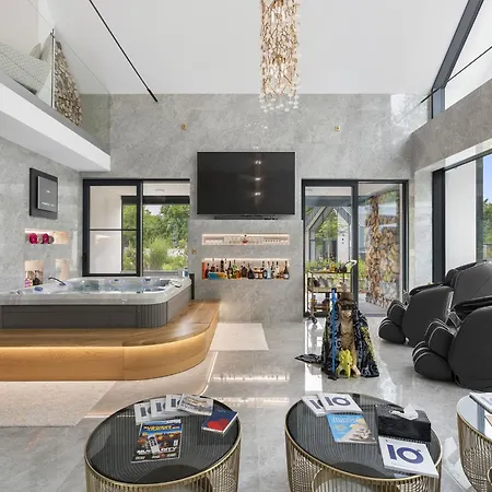 Ayurvedic Palace By Interhome * Prosty
